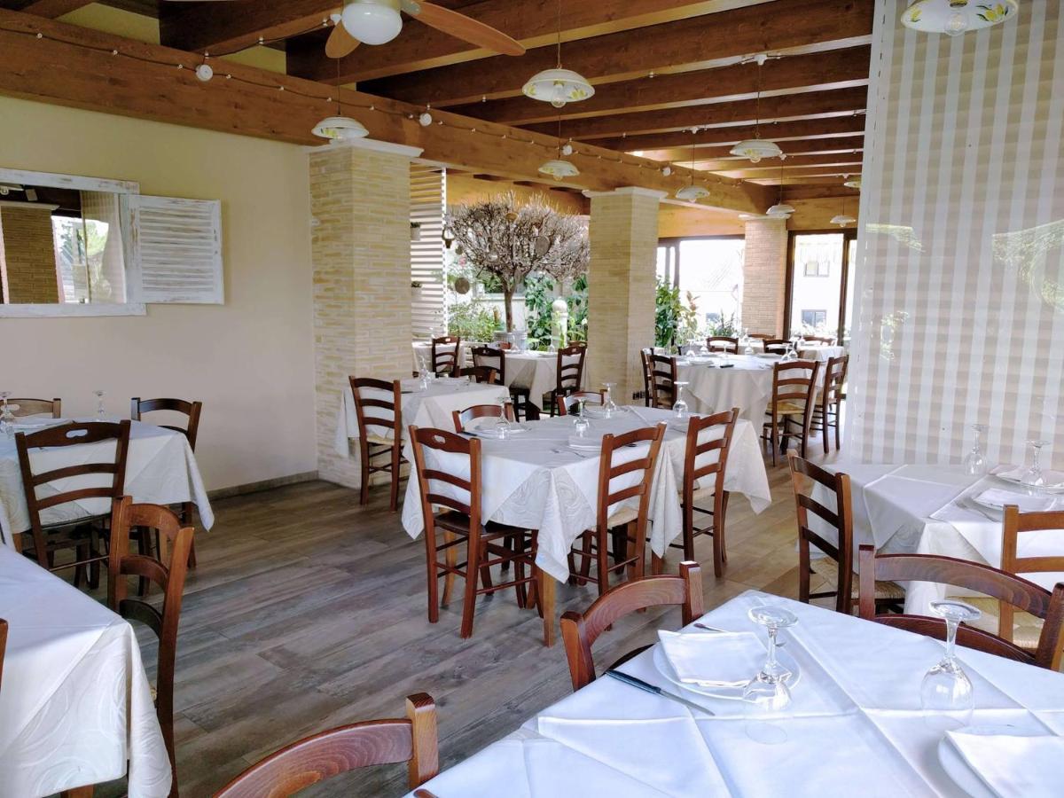 La Vecchia Fontana Del Convento Bed & Breakfast Джулианова Екстериор снимка